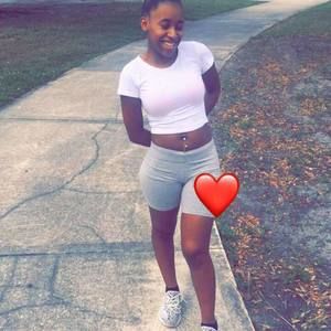 Meet your Posher, Henny